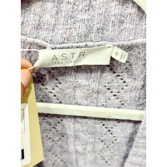 Astr The Label Long Sleeve Knot Front Cropped Knit Sweater Lilac Women's Size M - Picture 4 of 5